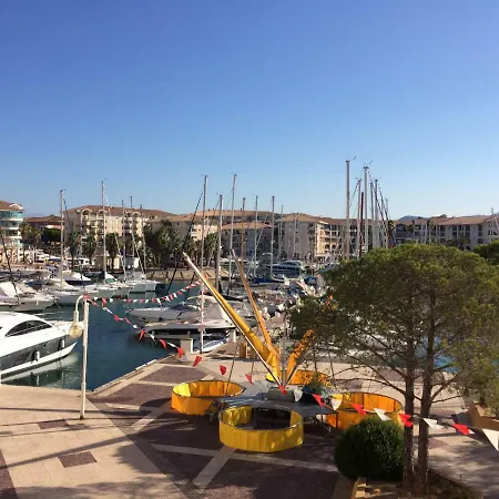 Port-frejus Open Apartament *